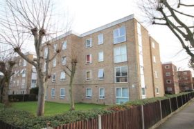 2 Bedroom Ground Fla...
